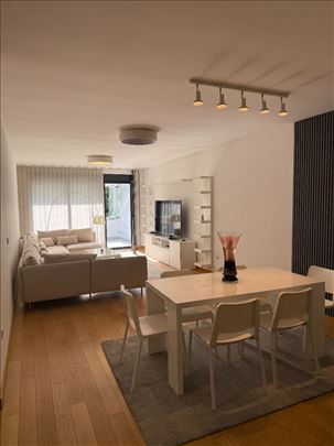 150m², lux, Zvezdara, 2 garažna mesta