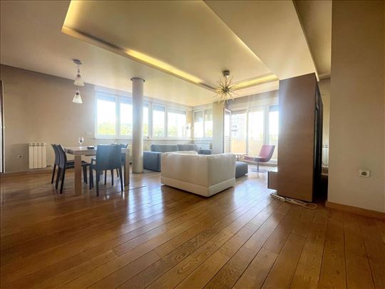 Banovo Brdo, 132m², LUX, terasa s pogledom na park