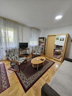 Bežanijska kosa, 40m2, 1.0, II sprat, cg, lift ID#