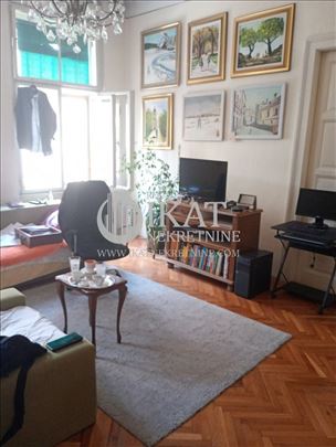 Četvorosoban salonski stan na Dorćolu 130m2