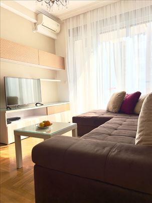 Crveni krst, novogradnja, garaža, ID 24467