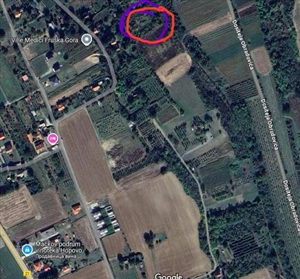 Irig, 43ar, građevinsko zemljište, 3 prilazna puta