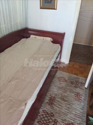 Izdaje se soba na Čukaričkoj padini