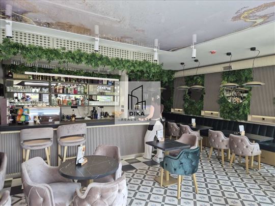 Izuzetan lokal, 77m², 326000 sa pdv-om