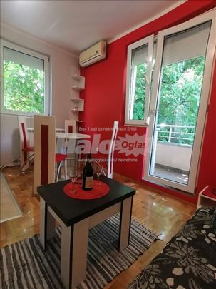 Jednosoban stan 32 m2 Rakovica blizu Košutnjaka