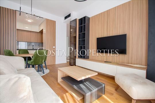NEW, unused 2-bdrm apartment with garage 