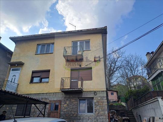 Rakovica - Premijer 3.0 80m2 + 2 terase 