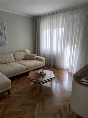Dvosoban stan na Grbavici