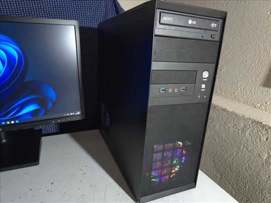 Intel XeonE3-1230v3/16GB-DDR3/RX480 8GB/SSD+500HDD