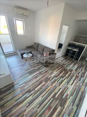 Izdajen prelep stan na Altini sa terasom 22m2