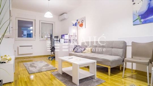 Ledine,Vojvođanska 45m2,2.0-nov stan #4071