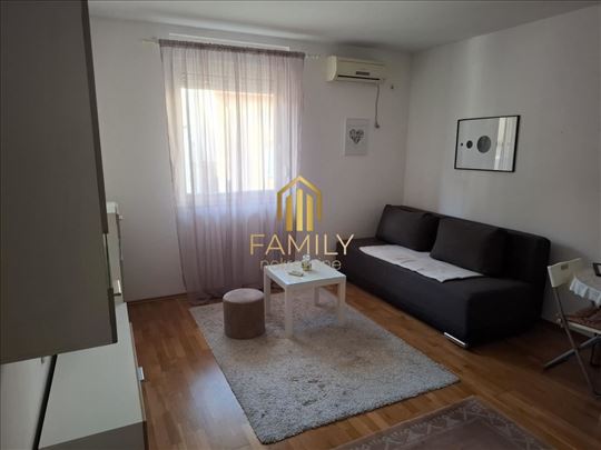 Nameštena garsonjera na Grbavici – 27m², podno gre