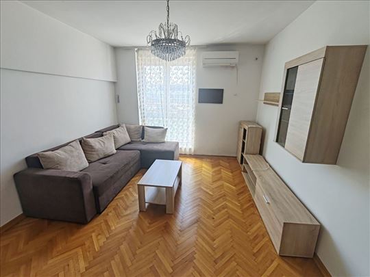 Slavija, Beogradska, 1.5 namešten