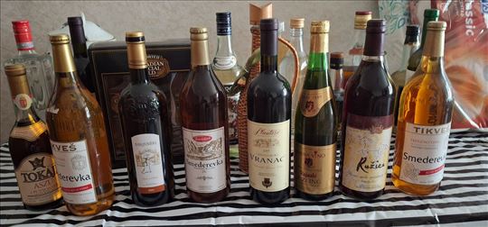 Vino 8 flasa 