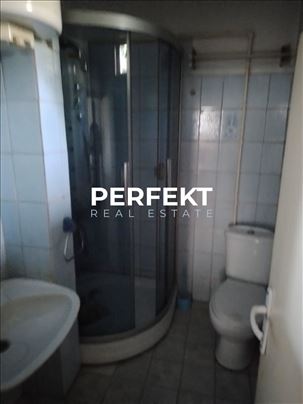 Banatsko Novo Selo, spratna 200m2 na 5,65 ari