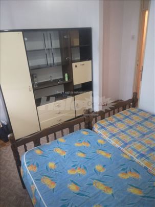 Izdajem