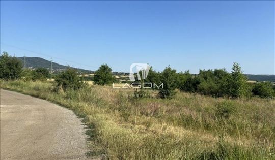 Resnik, plac 20 ari, gradsko građevinsko zemljište