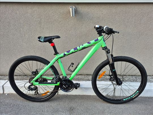 SCOTT voltage yz2 M disk kao nov