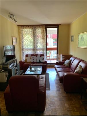 Trosoban stan 88m² Cerak