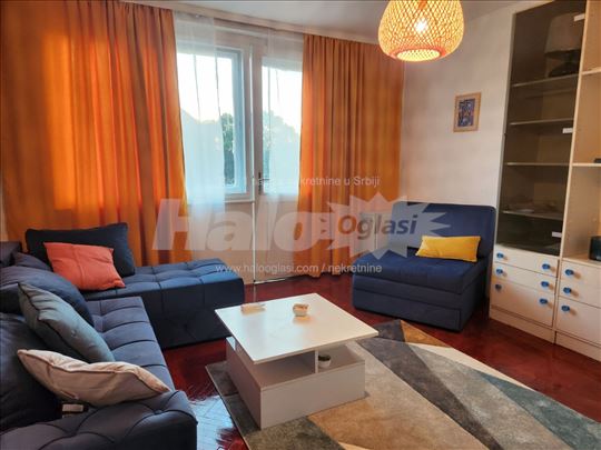 Izdajem renoviran stan, 42m2