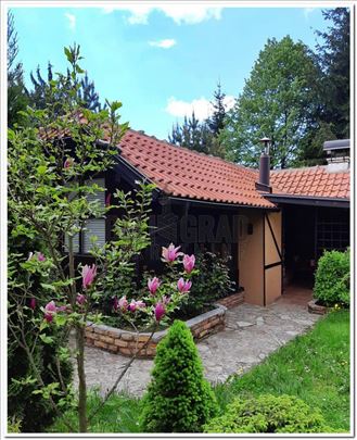 Jedinstven kompleks sa 10 apartmana na Zlatiboru