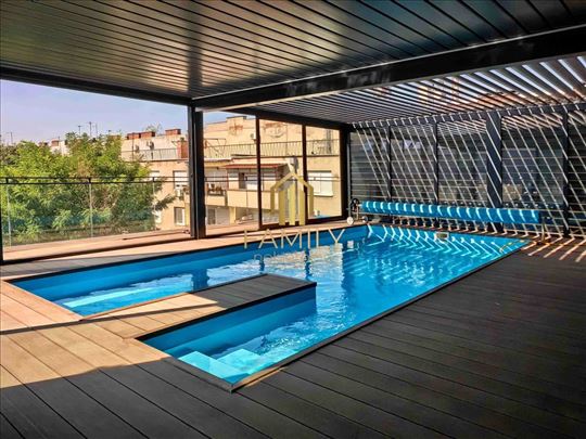 Luksuzan stan sa bazenom i terasom od 120m² – 245m