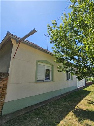~~~ PRELEPA kuća u centru Nadalja ~~~