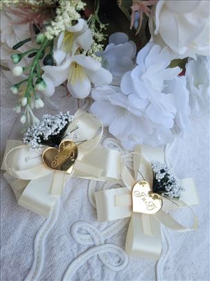 Cvetići za kićenje svatova-krem traka/gipsofilia