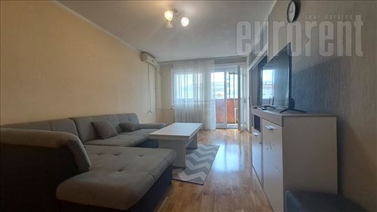ID#36028, Izdavanje, Stan, Blok 64, 76 m2