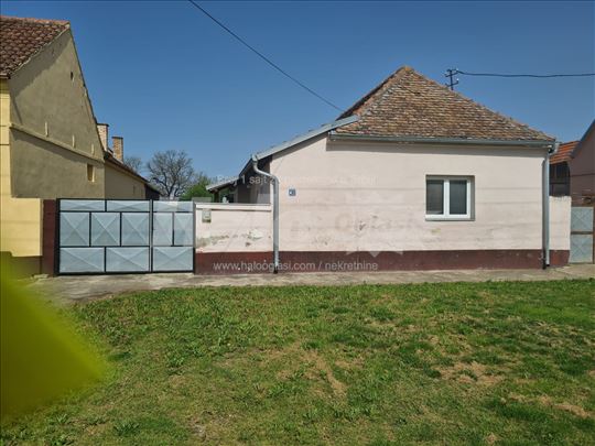 Kuća sa okućnoicom
