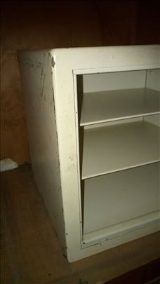 KUCNI ILI KANCELARIJSKI SEF