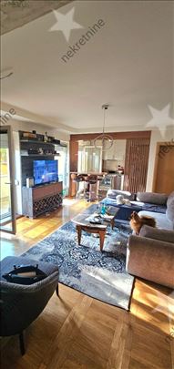 Lisičiji potok,50 +12 m2,funkcionalan,sa dvorištem