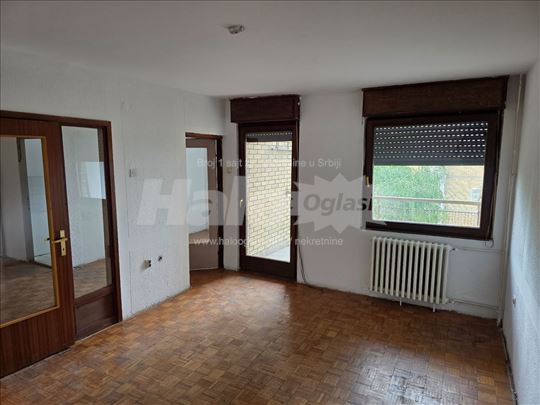 Čukarička padina, odlična lokacija, 56m2