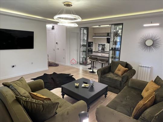 Elegant 2-Bedroom with garage Near St. Sava Temple