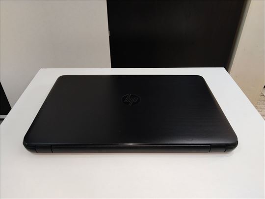 Hp 15 Intel i5 6gen 2graf SSD256gb 8gb kam bat W10