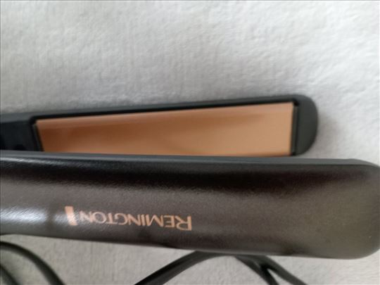 Remington pegla za kosu