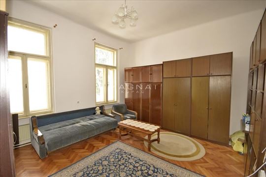 Centar - salonski stan - Terazije  - Kralja Milana