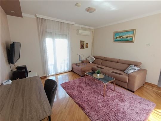 Dom omladine, Nušićeva, 47 m2