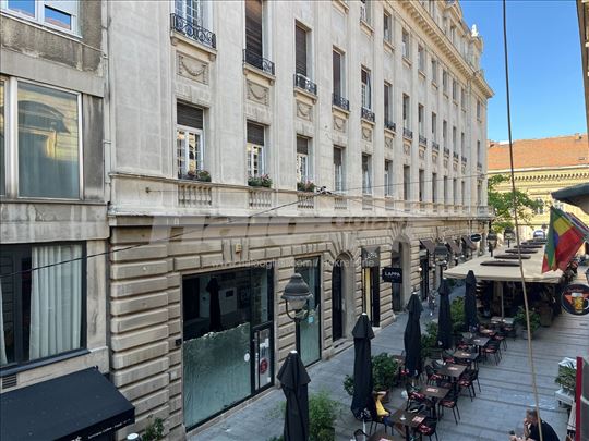 Knez Mihailova - Poslovni prostor - 25 kvadrata