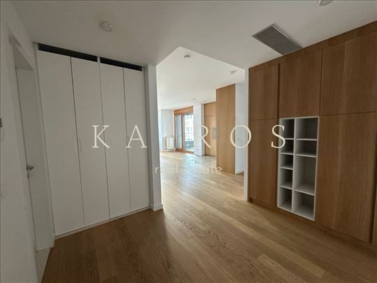 Luksuzni stan u Ulici Kneza Miloša, Skyline 107m2,