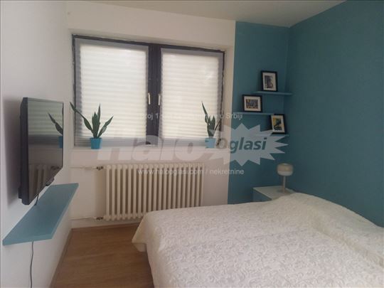 RETKO U PONUDI! Stan sa uknjiženom baštom od 83m2