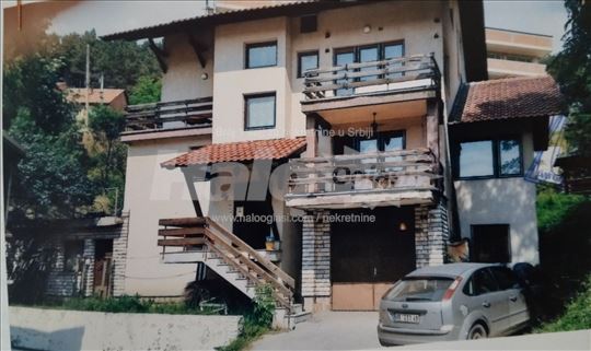 Užice, kuća 486 m2, plac 7,5 ari