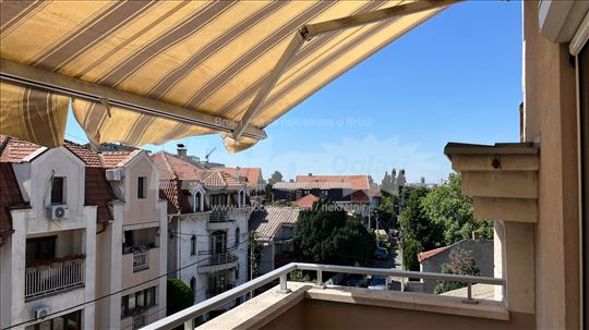 Voždovac,Voždovačka crkva, 52m2, Lux, 2,5