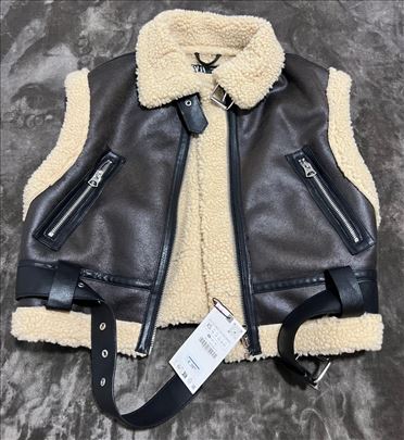Zara prsluk novo XS 