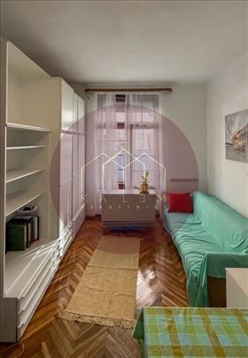 Beograd, Kalenić pijaca, Stan, 1.5, 38m2