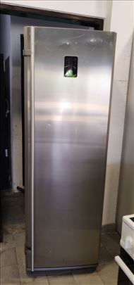 Frizider Samsung 350 lit garancija 12 meseci