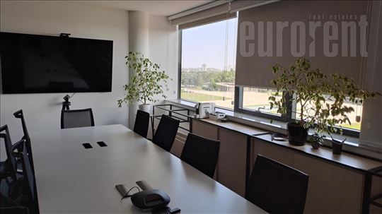 ID#32708, Izdavanje, P.P., Blok 26, 600 m2