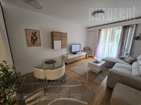 ID#45174, Izdavanje, Stan, West 65, 60 m2