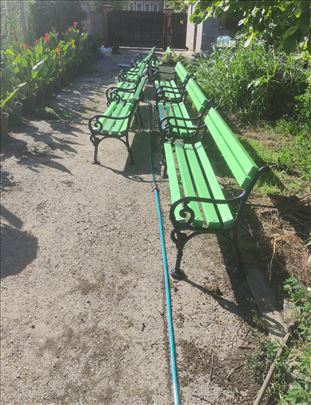 Klupe za dvorište i park