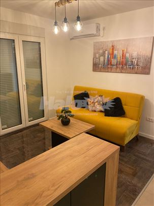 Ledine Surcin Namesten stan 44m2 + 12m2 terasa